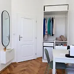 Guest house Old Town With Private Bathroom