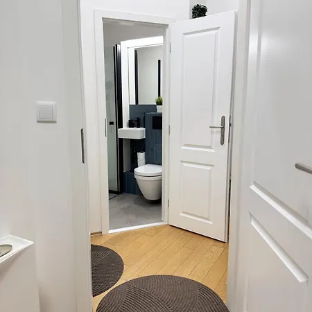 Old Town With Private Bathroom * براغ